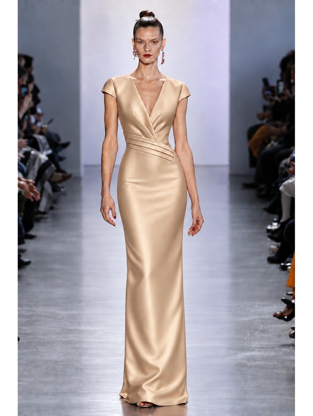 Badgley Mischka Stretch Mikado Column Gown $795 Champagne Cap Sleeve Formal NWT